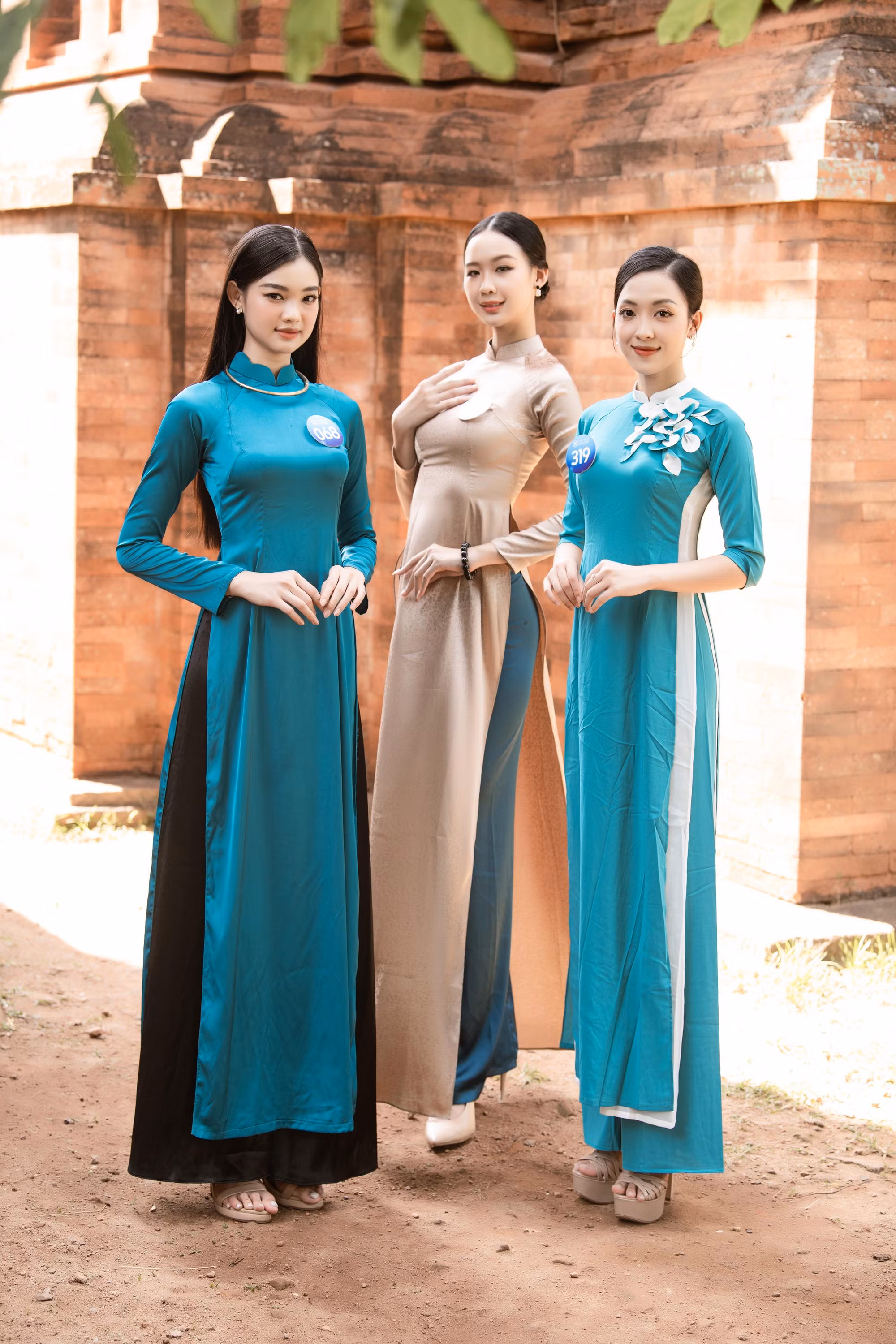 Sau 2 tháng trở lại đường đua, các thí sinh Miss World Việt Nam 2022 ngày càng tỏa sáng, tự tin và háo hức trước những phần thi hấp dẫn sắp tới.