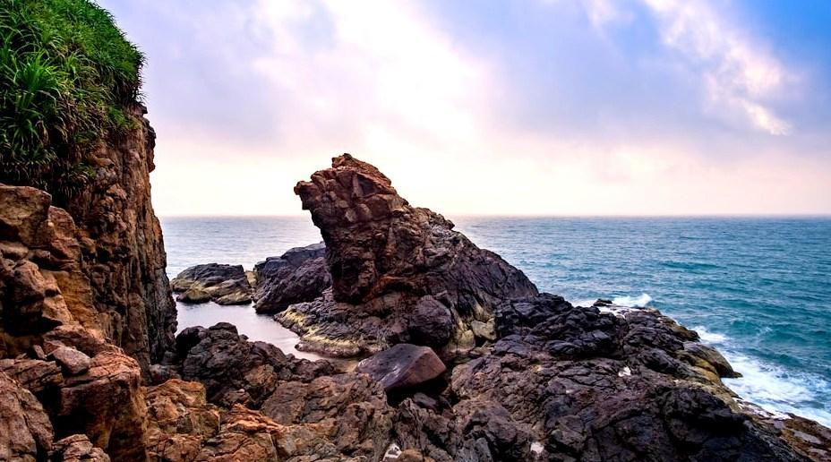 Bình Minh trên Mũi Nghê. Bình Minh trên Mũi Nghê.