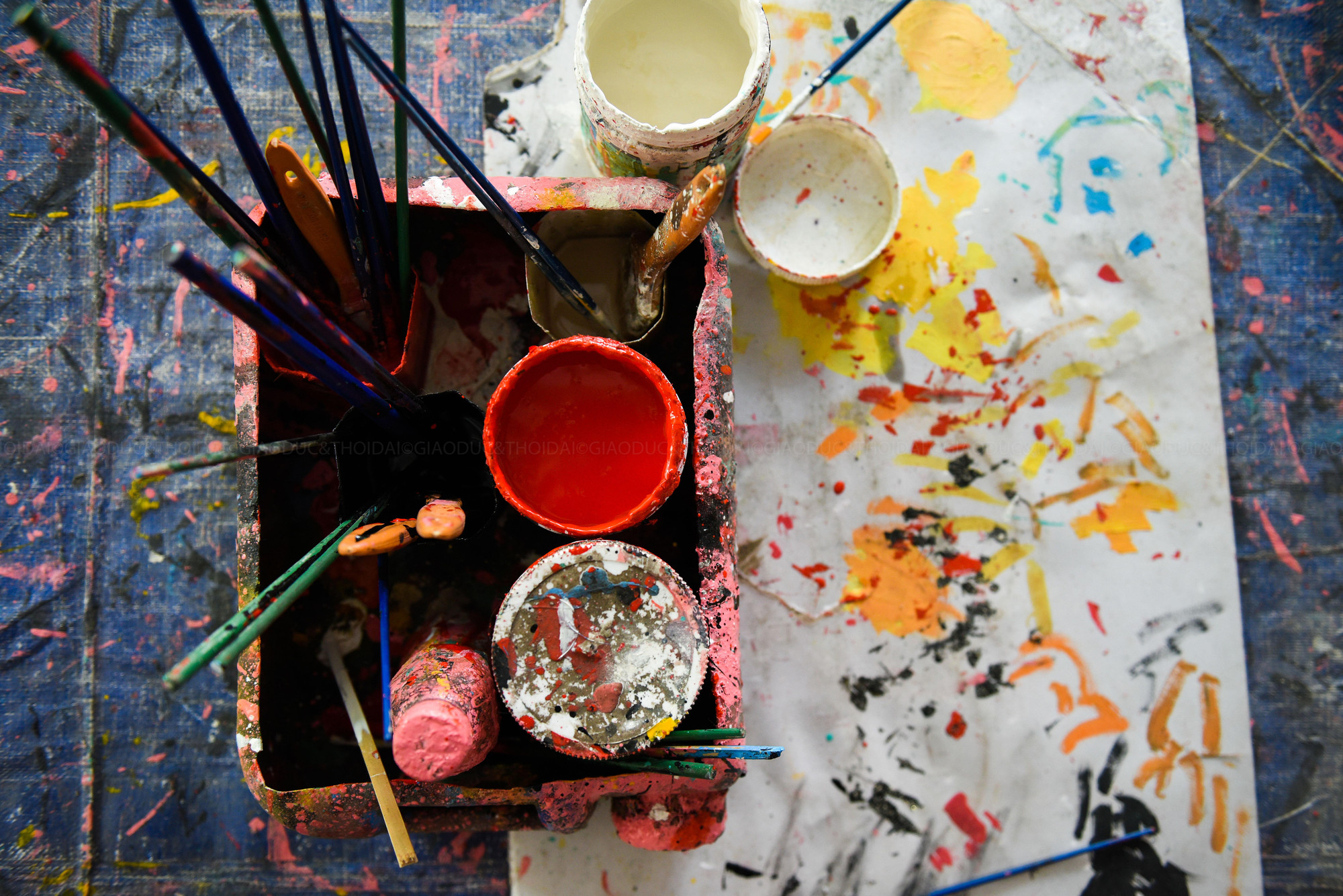 Ông Đông cho biết, khoảng chục năm trước, đồ chơi truyền thống bị chững lại, không cạnh tranh nổi với đồ chơi nhập khẩu, nhưng vài năm nay dường như đồ chơi truyền thống đang hồi sinh mạnh mẽ.