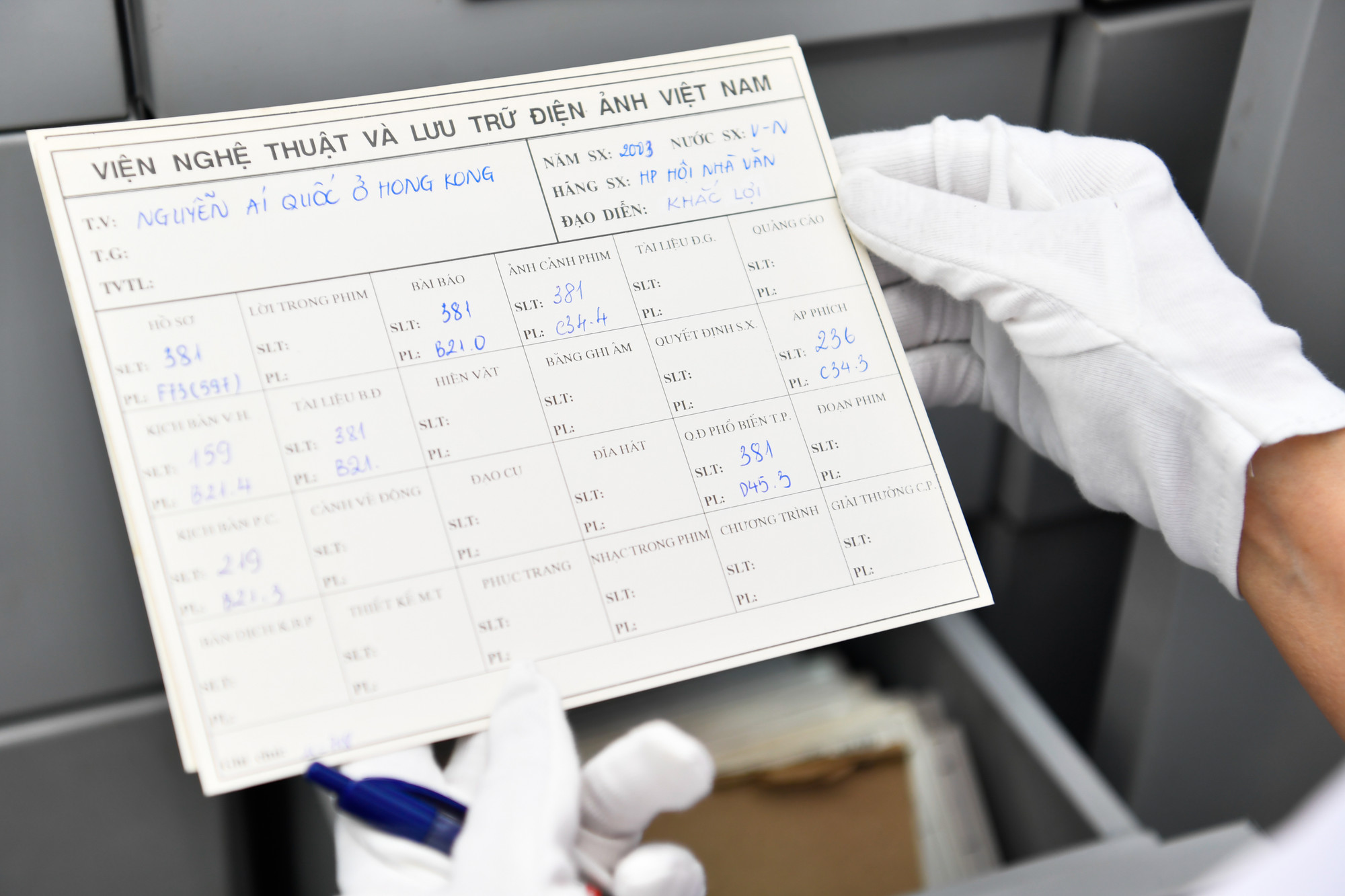 Việc lưu trữ phim tại Viện luôn đặt ra những yêu cầu nghiêm ngặt với nhiệt độ 10°C+-2, độ ẩm 35% +-5 cùng hệ thống giá phim di động hiện đại.