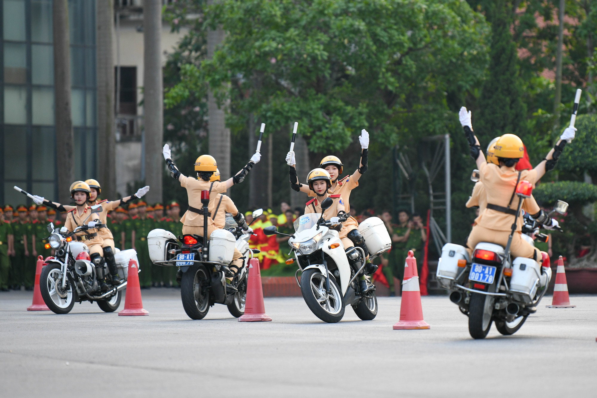 Hiện tại Học viện Cảnh sát nhân dân là cơ sở đi đầu của Bộ Công an trong việc đào tạo nguồn cán bộ sĩ quan sẵn sàng đảm nhận nhiệm vụ gìn giữ hòa bình khi có yêu cầu. Hiện tại Học viện Cảnh sát nhân dân là cơ sở đi đầu của Bộ Công an trong việc đào tạo nguồn cán bộ sĩ quan sẵn sàng đảm nhận nhiệm vụ gìn giữ hòa bình khi có yêu cầu.