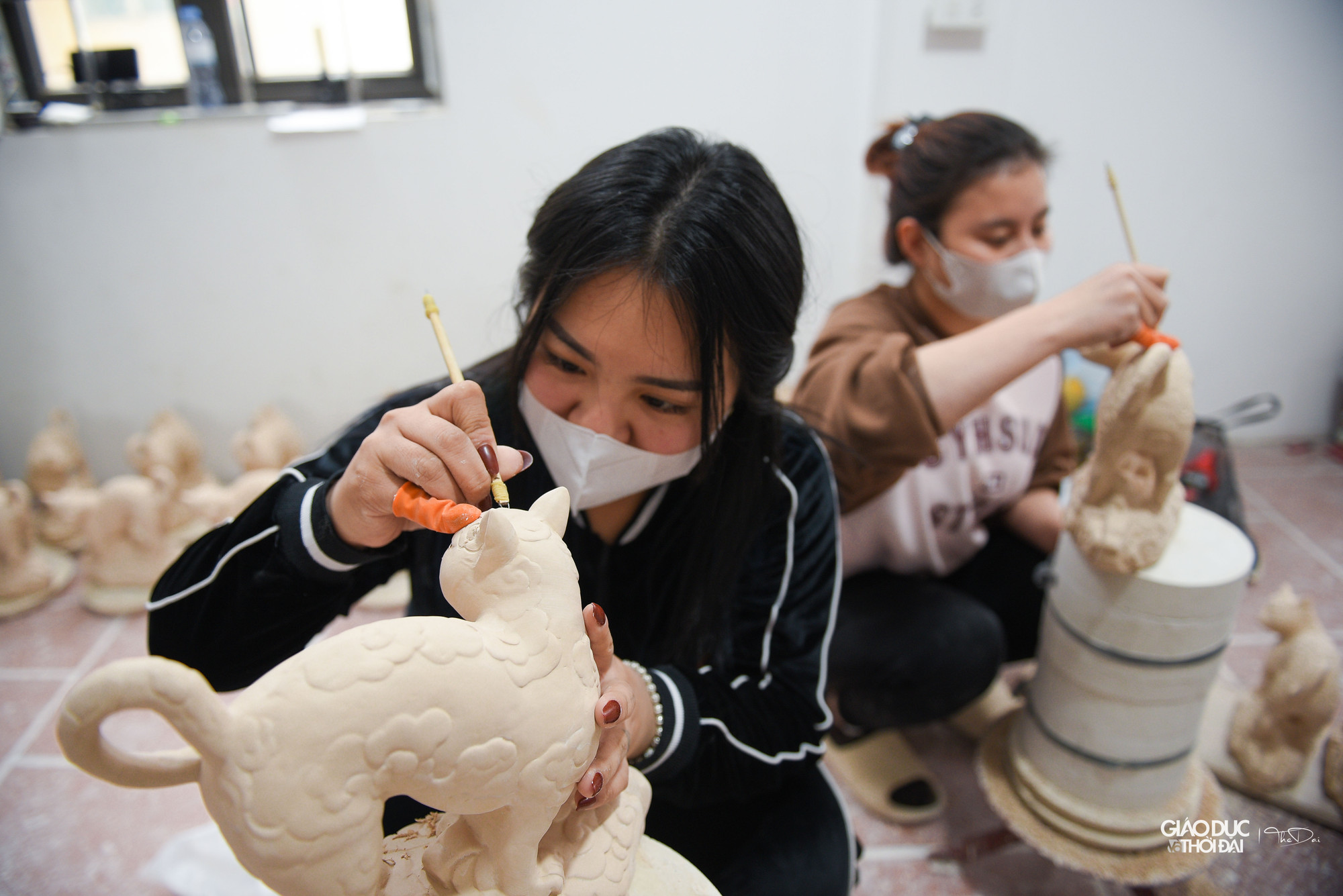 Để tạo hình Kỳ Linh Nhâm Dần với nhiều chi tiết khó đòi hỏi sự khéo léo, tỉ mỉ.