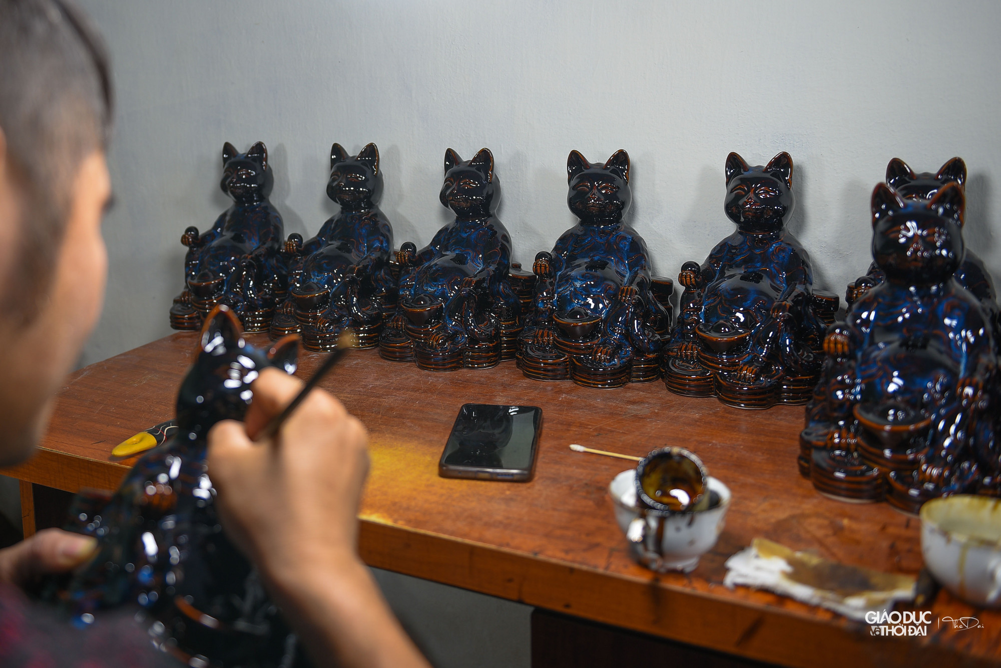 Đây là công đoạn quyết định màu sắc cuối cùng của sản phẩm.