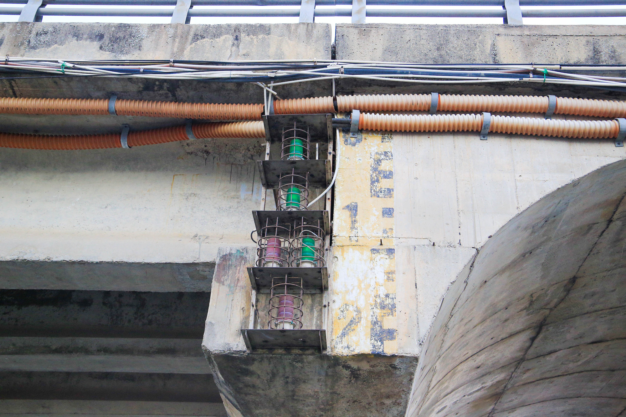 Vì vậy, vừa qua Bộ NN&PTNT đã ban hành quyết định phê duyệt thành phần dự án sửa chữa cấp bách đảm bảo an toàn công trình đập Thảo Long với vốn đầu tư hơn 348 tỷ đồng.