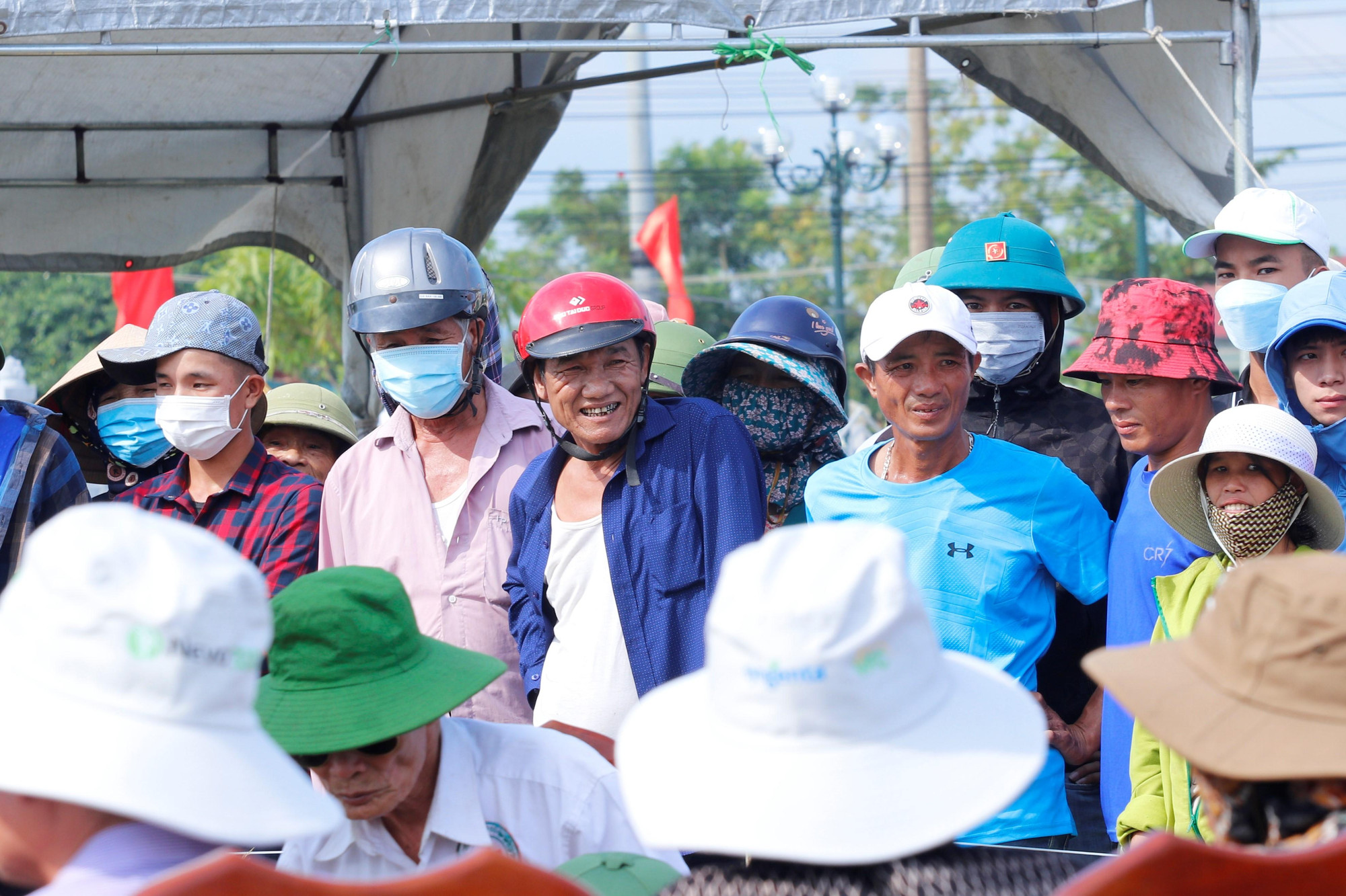 Người dân địa phương cho biết, hội vật Thuần Thiện có từ hàng trăm năm trước, là nét đẹp trong đời sống văn hóa mang tính cộng đồng của nhân dân. Với người dân xã Thuần Thiện, vật không chỉ là một môn thể thao giải trí đơn thuần mà còn trở thành một hoạt động văn hóa mang tính cộng đồng không thể thiếu trong mỗi dịp lễ.