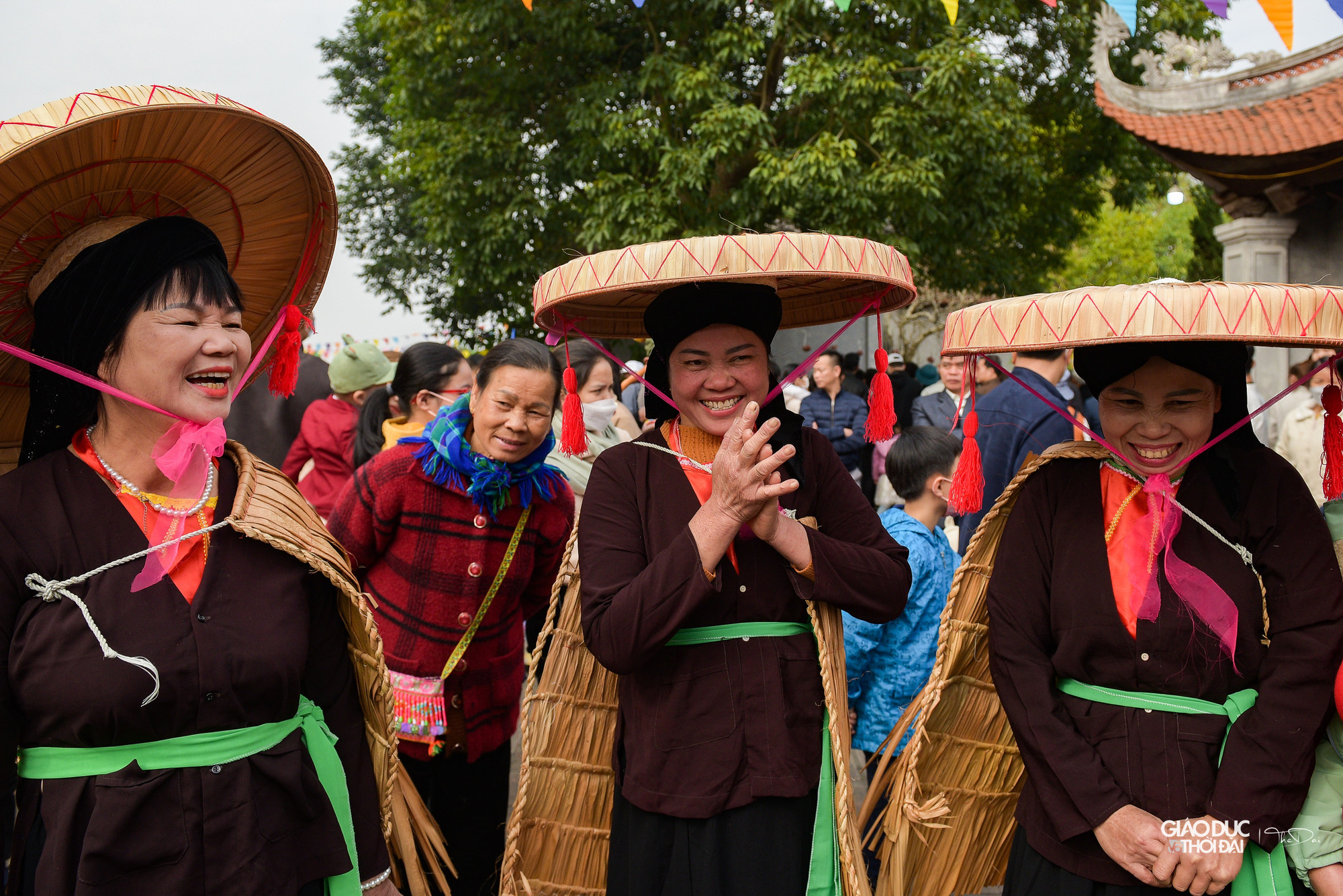 Để tưởng nhớ công lao Ngọc Kinh công chúa, nhân dân Phù Liễn đã lập đền thờ bà và quen gọi là Đền thờ Đức Bà, lưu truyền đến ngày nay.