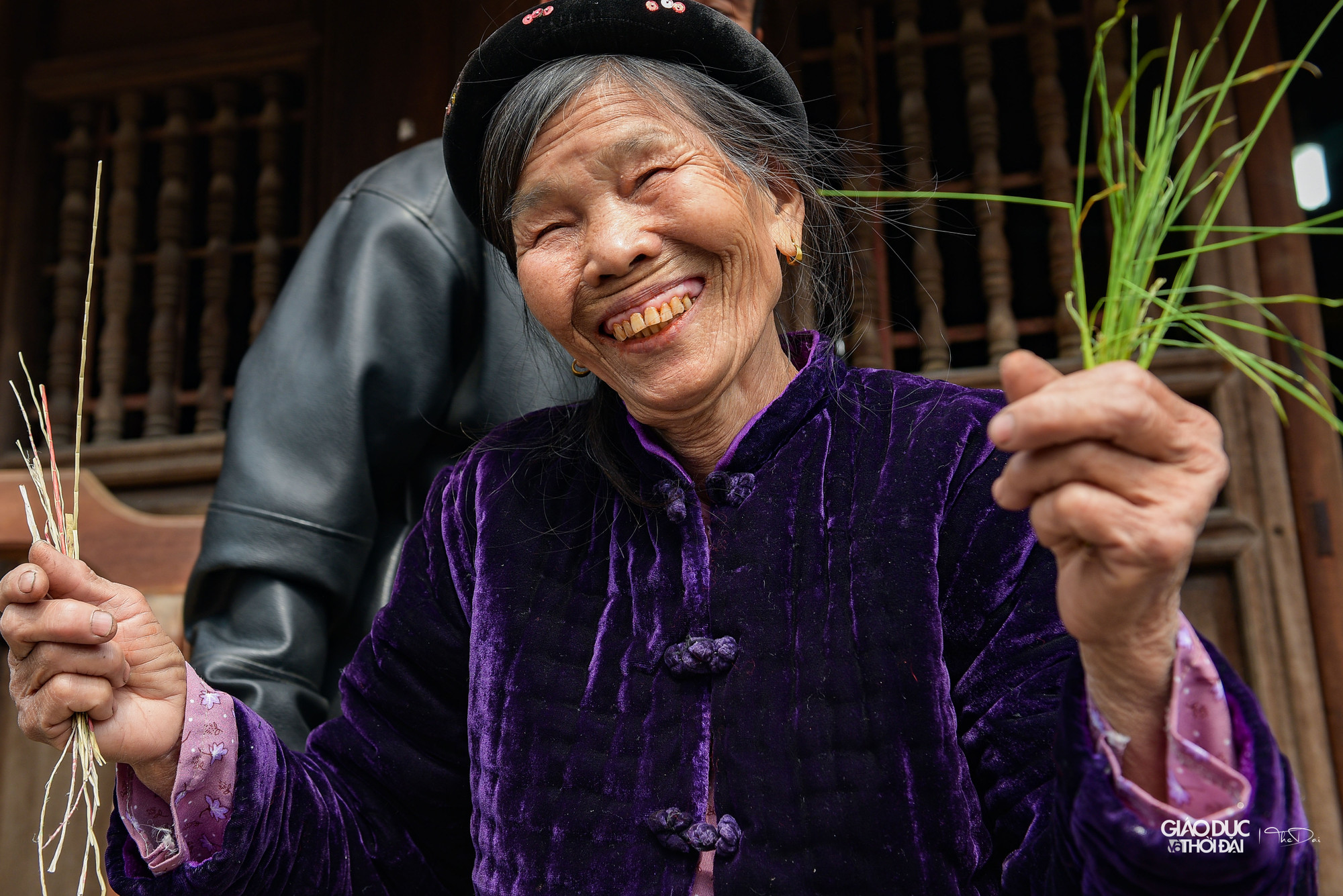 Với nhiều người dân, có chiếu sẽ đem lại may mắn, sức khỏe trong năm mới, nên dù là chiếu nào cũng đều vui vẻ.