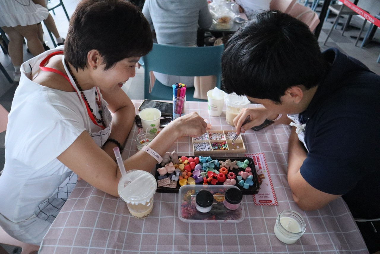 Ngoài ra còn hy vọng kêu gọi sự đóng góp và hỗ trợ cho những em nhỏ đang đối diện với khó khăn và thiếu thốn tình thương gia đình. Ngoài ra còn hy vọng kêu gọi sự đóng góp và hỗ trợ cho những em nhỏ đang đối diện với khó khăn và thiếu thốn tình thương gia đình.