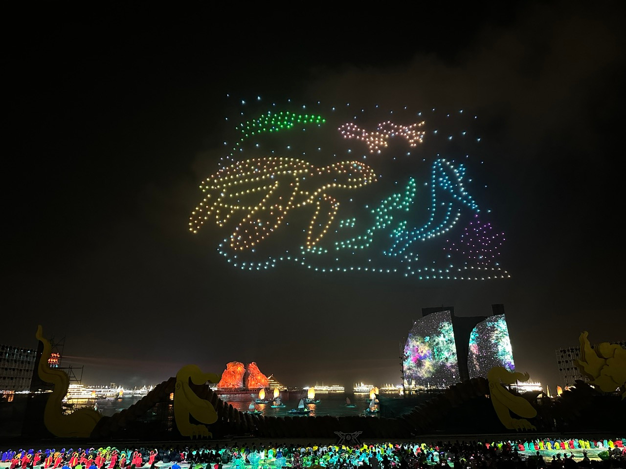 Những sinh vật biển tượng trưng cho một vùng đất Quảng Ninh.