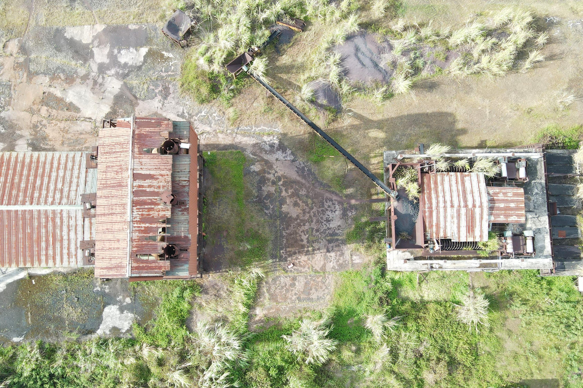 Tháng 5/2009, nhà máy đi vào hoạt động với công suất tuyển quặng sắt trung bình 500.000 tấn/năm.