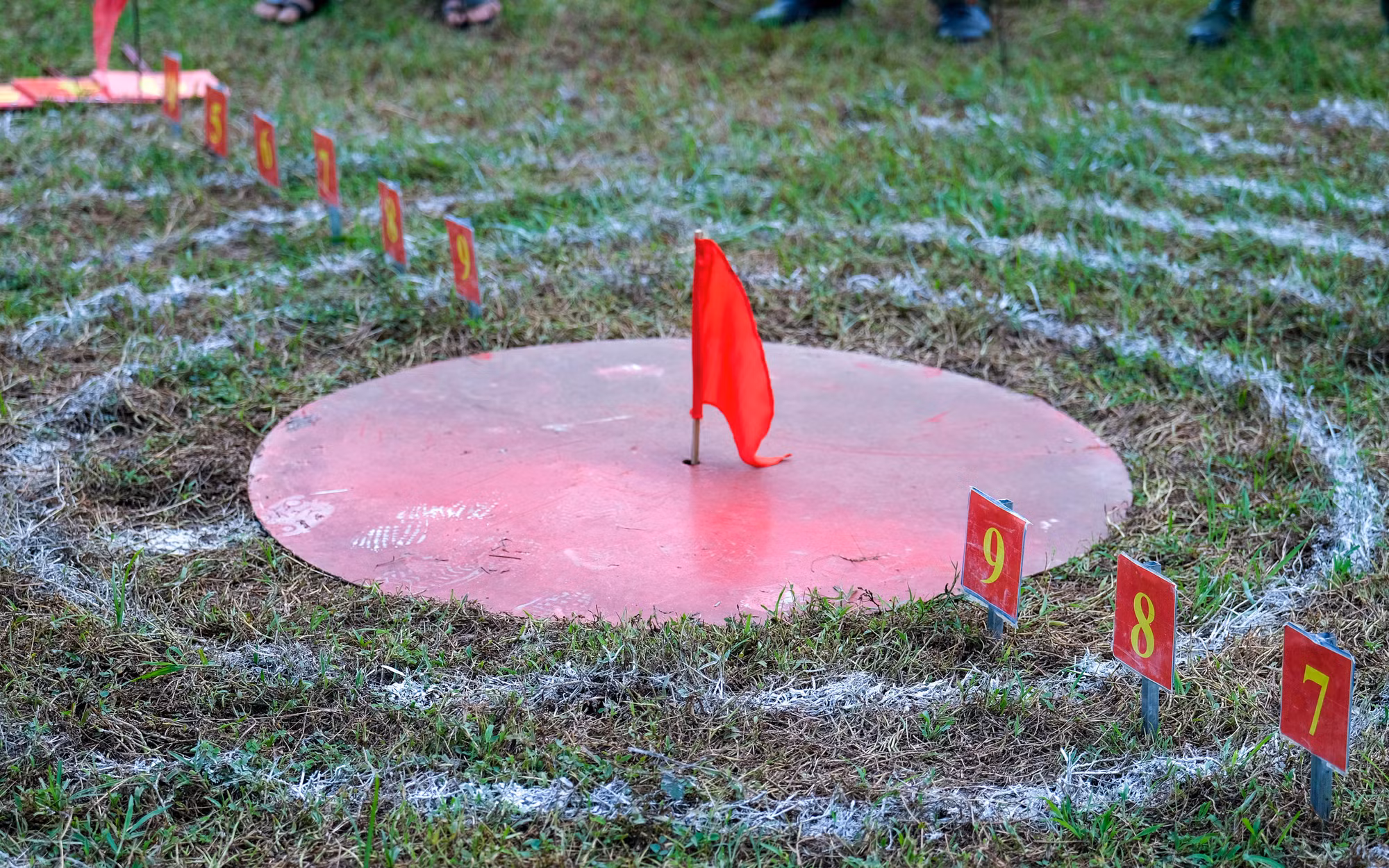 Thiếu tướng Trần Ngọc Thanh - Vụ trưởng Vụ Quốc phòng và An ninh (Bộ GD&amp;ĐT) lưu ý một số điểm kỹ thuật đảm bảo nghiêm túc, công bằng và khách quan trong việc tổ chức thi.