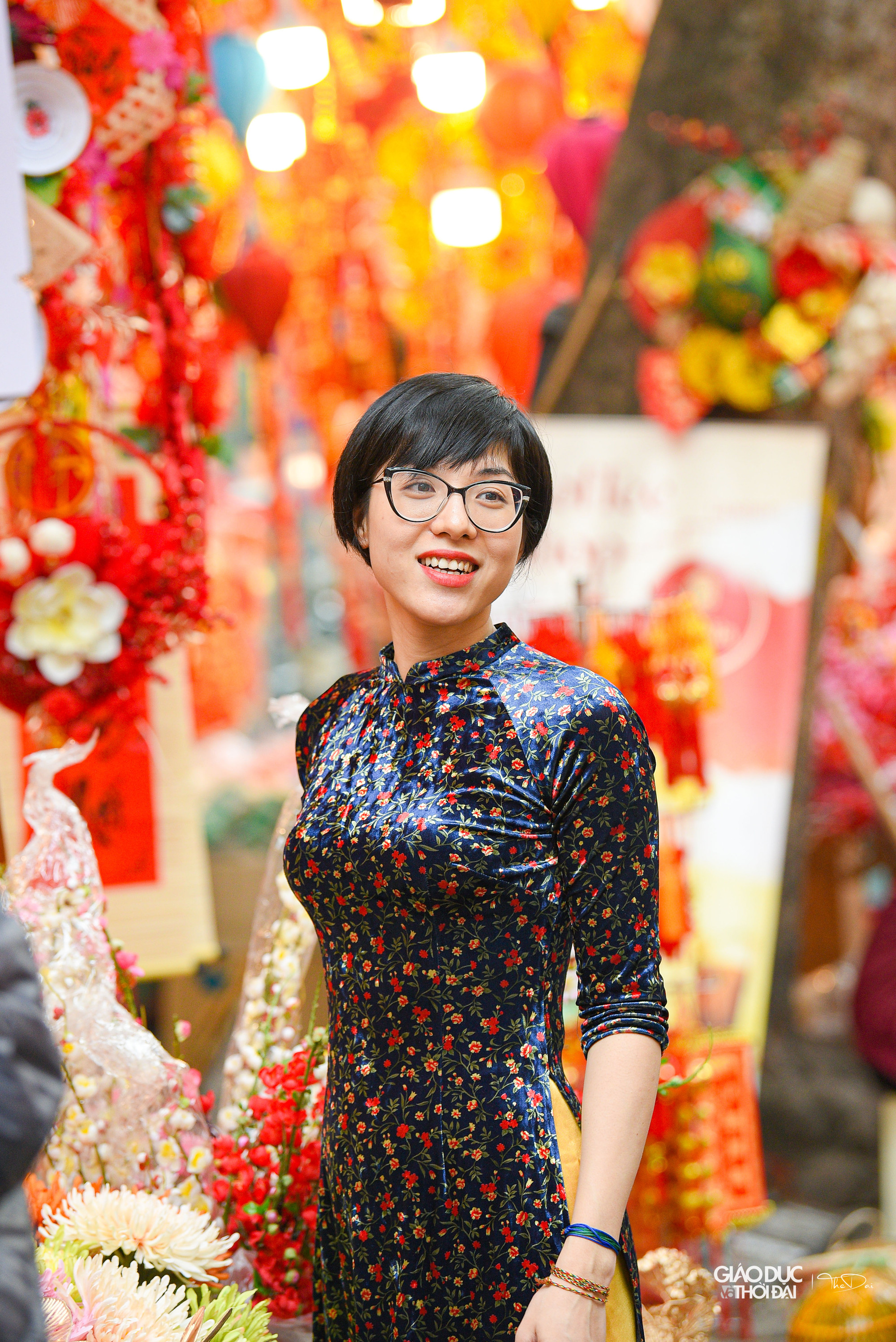 Đây cũng là khoảng thời gian lý tưởng để chụp những bức hình tại khu chợ Tết lâu đời tại Hà Nội.