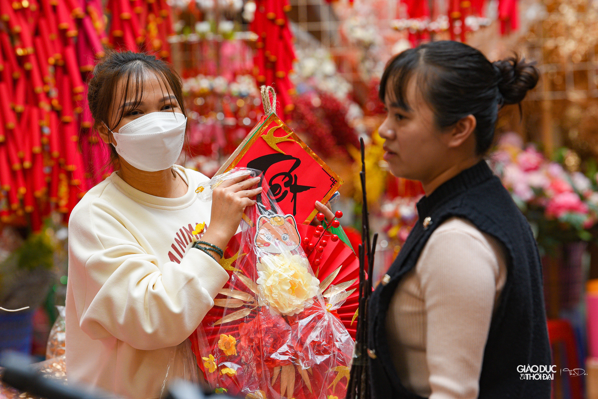 Có tuổi đời hơn 100 năm, với nhiều người Hà Nội, chợ hoa Hàng Lược luôn có chỗ đứng riêng.