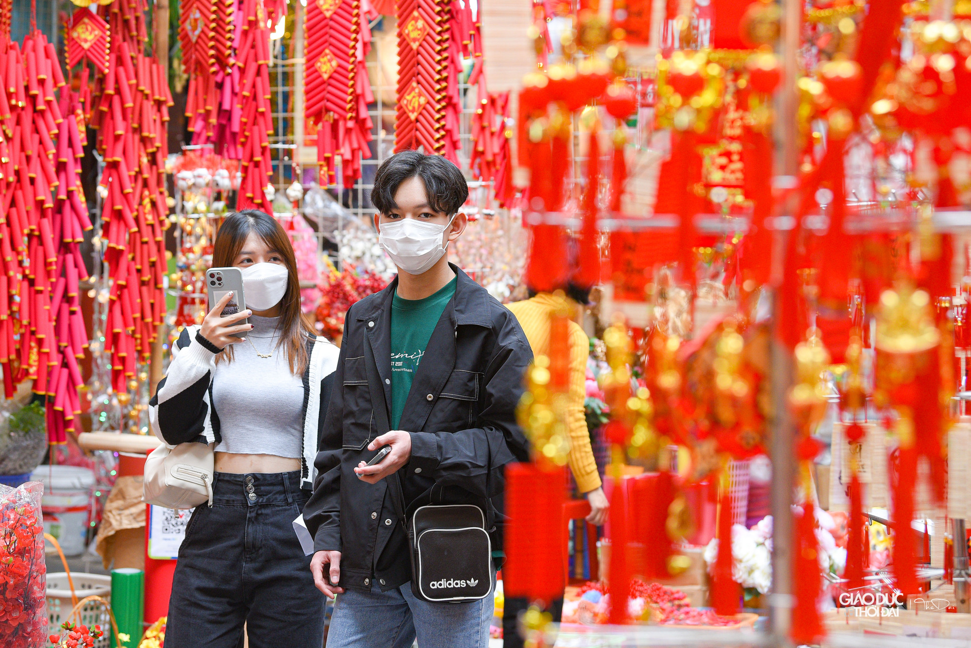 Với người dân Hà Nội, ngắm hoa trên phố Hàng Lược vào mỗi dịp Xuân về như một thú vui tao nhã.