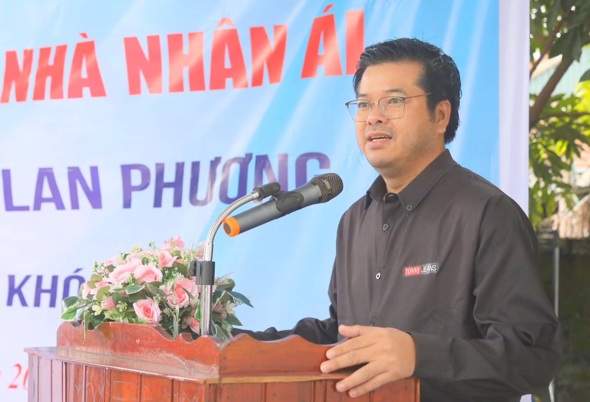 Nhà báo Nguyễn Văn Dũng - Trưởng Văn phòng khu vực miền Trung – Tây Nguyên phát biểu tại Lễ khởi công.