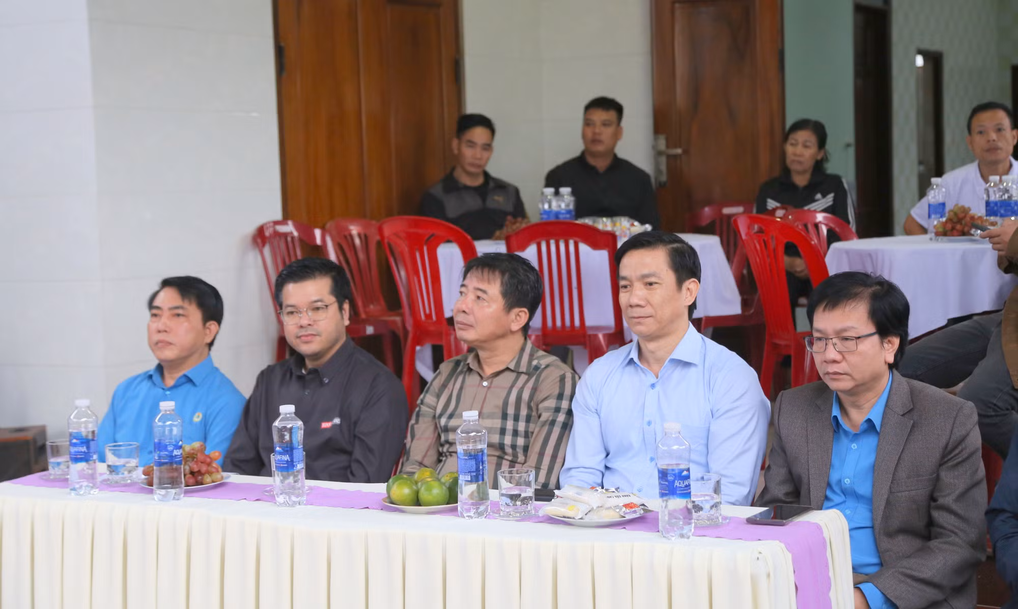 Lãnh đạo LĐLĐ tỉnh Quảng Bình, Sở GD&amp;ĐT Quảng Bình, lãnh đạo UBND thành phố Đồng Hới dự Lễ khởi công.