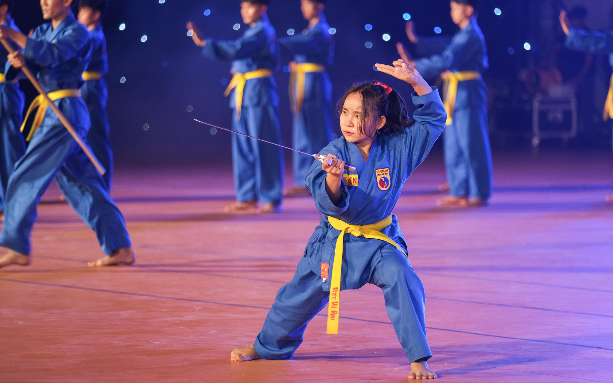 Kết thúc buổi lễ khai mạc Đại hội Thể dục thể thao (TDTT) TP Cần Thơ lần thứ IX năm 2022 bằng các tiết mục biểu diễn nghệ thuật đặc sắc và sôi động.