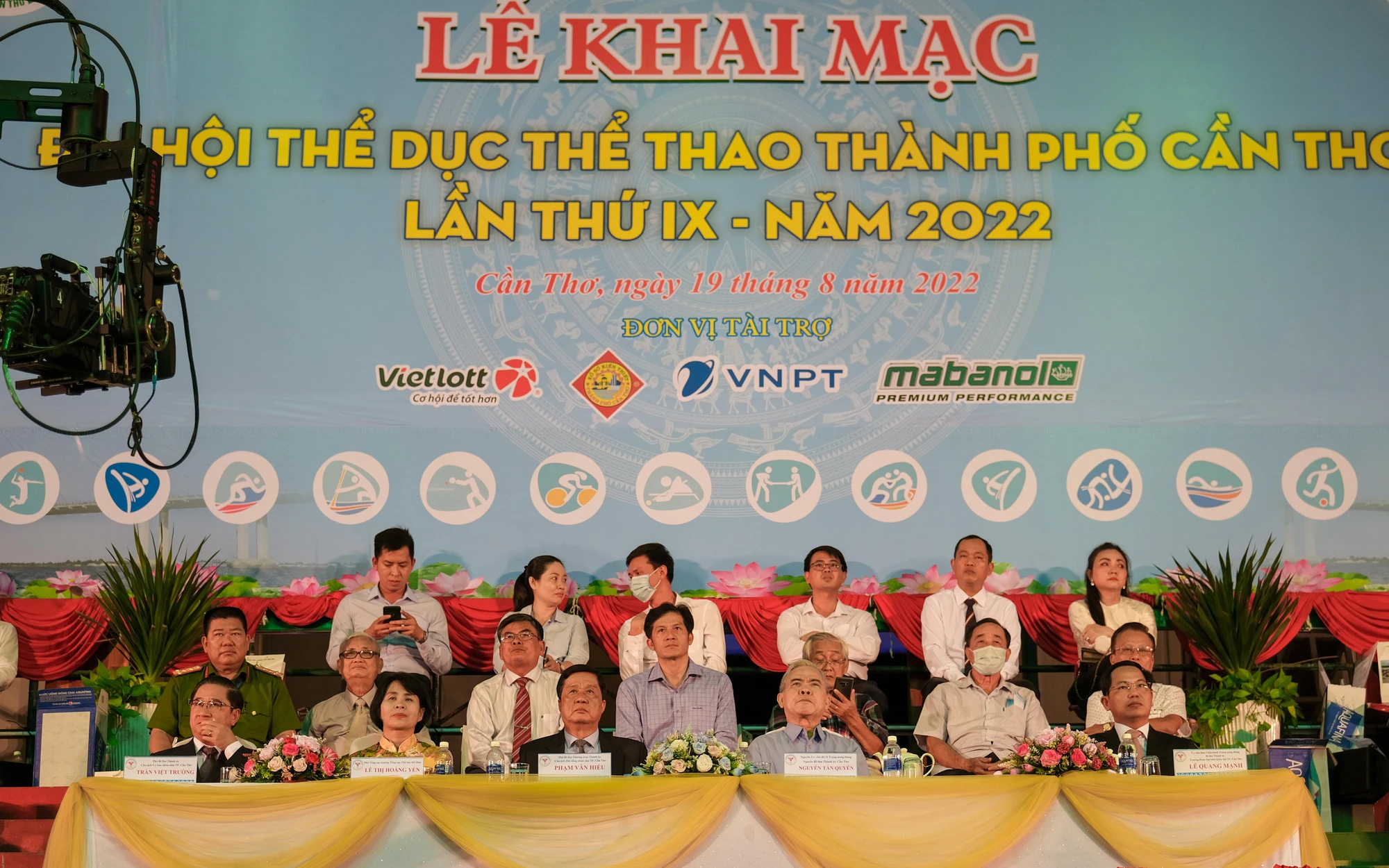 Đại hội Thể dục thể thao (TDTT) TP Cần Thơ lần thứ IX năm 2022 khai mạc trọng thể tại Nhà thi đấu Đa năng thành phố Cần Thơ