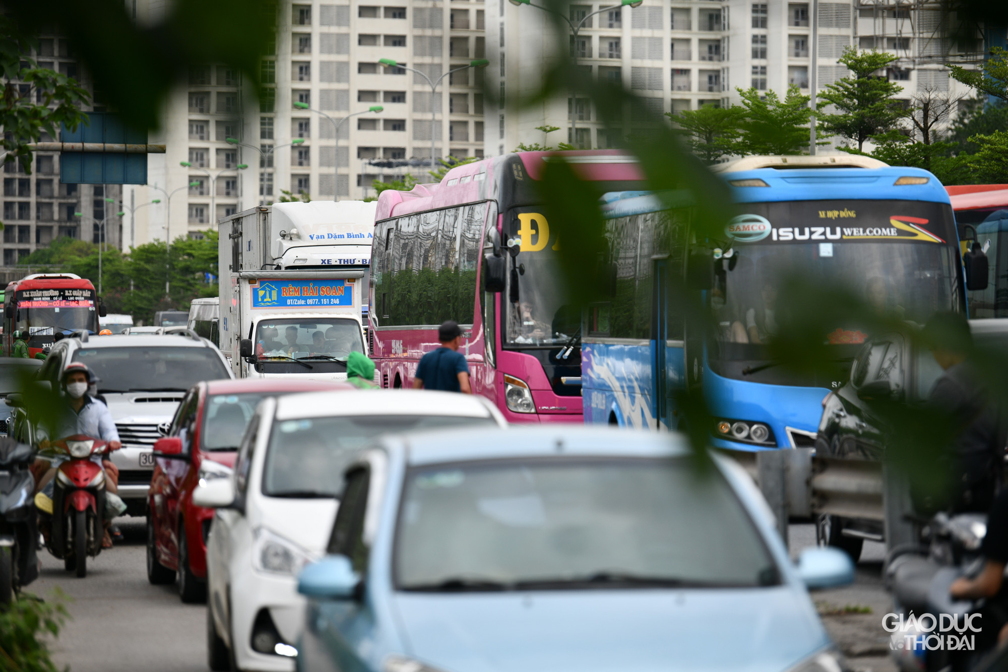 Do lo ngại tắc đường nên nhiều người dân đã lựa chọn lên Thủ đô trước một ngày. Do lo ngại tắc đường nên nhiều người dân đã lựa chọn lên Thủ đô trước một ngày.