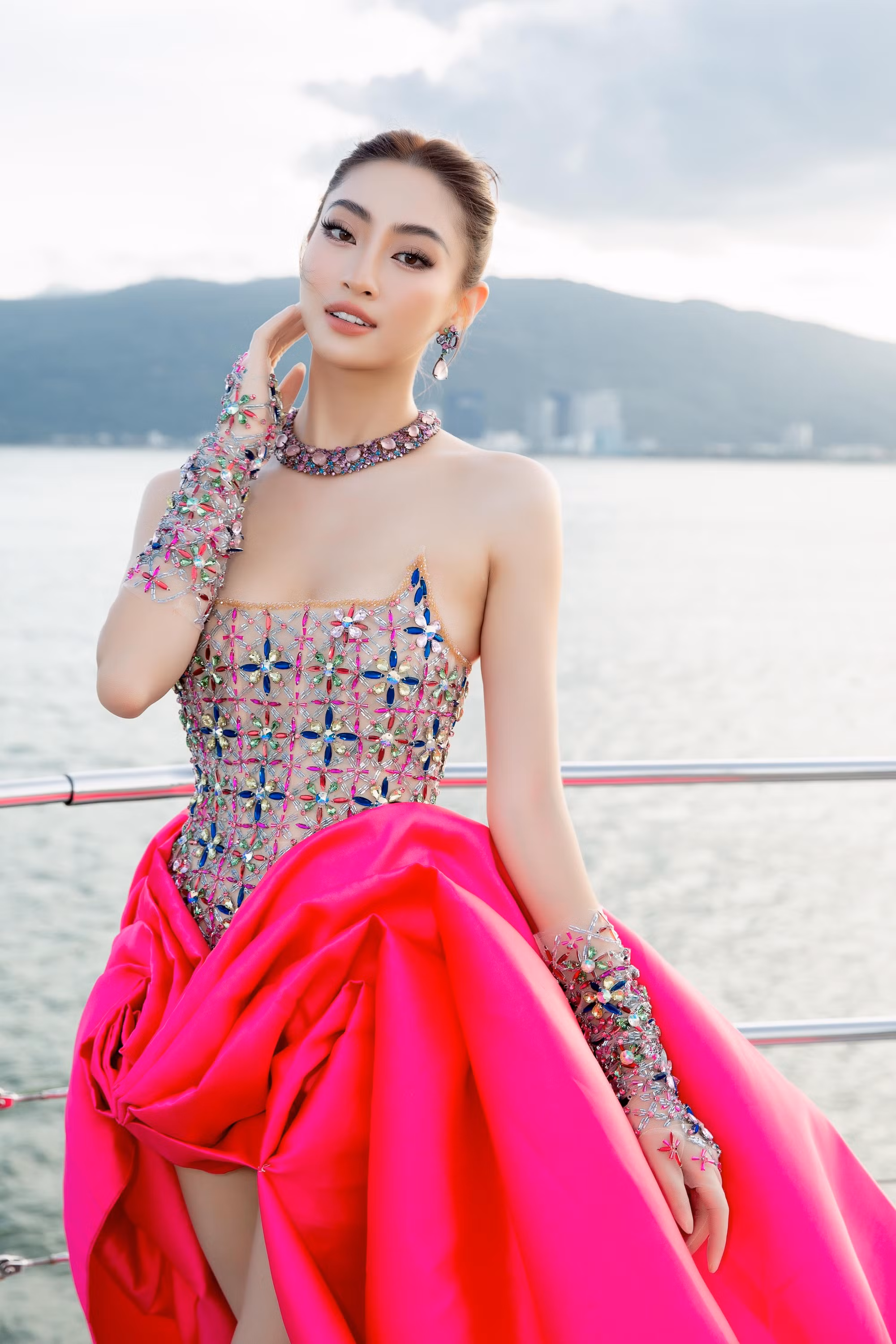 Hoa hậu Lương Thùy Linh