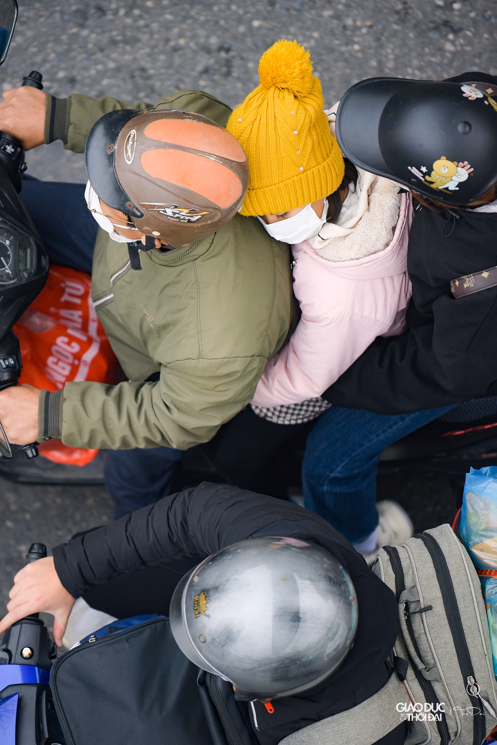 Trước đó, do sợ tắc đường, ảnh hưởng đến việc di chuyển trên các tuyến quốc lộ lớn, nhiều người dân đã chọn phương án trở lại Hà Nội từ chiều mồng 4 Tết âm lịch.