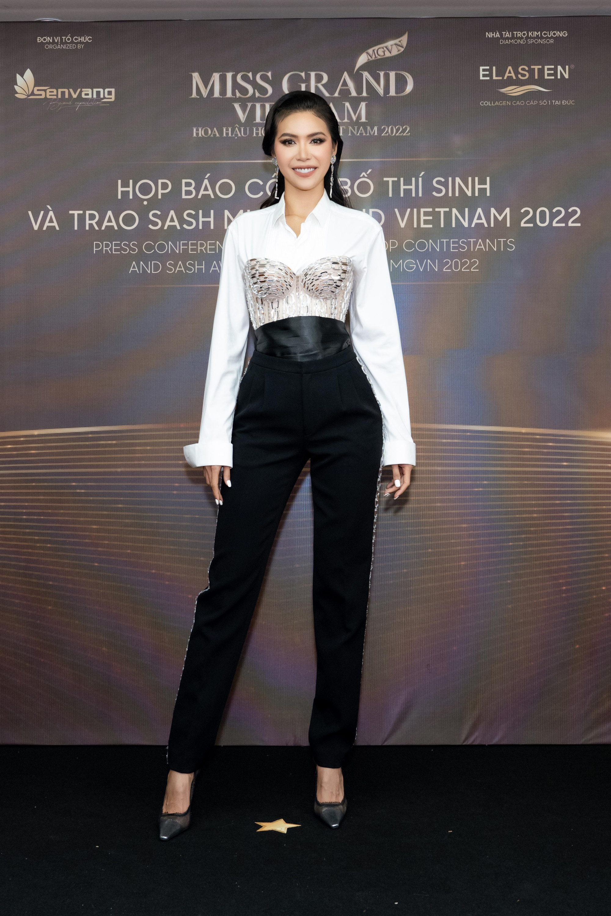 Siêu mẫu Minh Tú là giám khảo của cuộc thi Miss Grand Vietnam 2022.