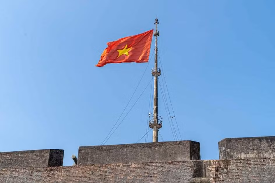 Lá cờ ở Kỳ đài Huế bay phấp phới trong dịp lễ Quốc khánh 2/9/2023.