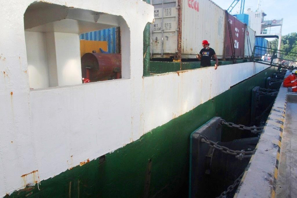 Phút nghỉ ngơi các thủy thủ đoàn.