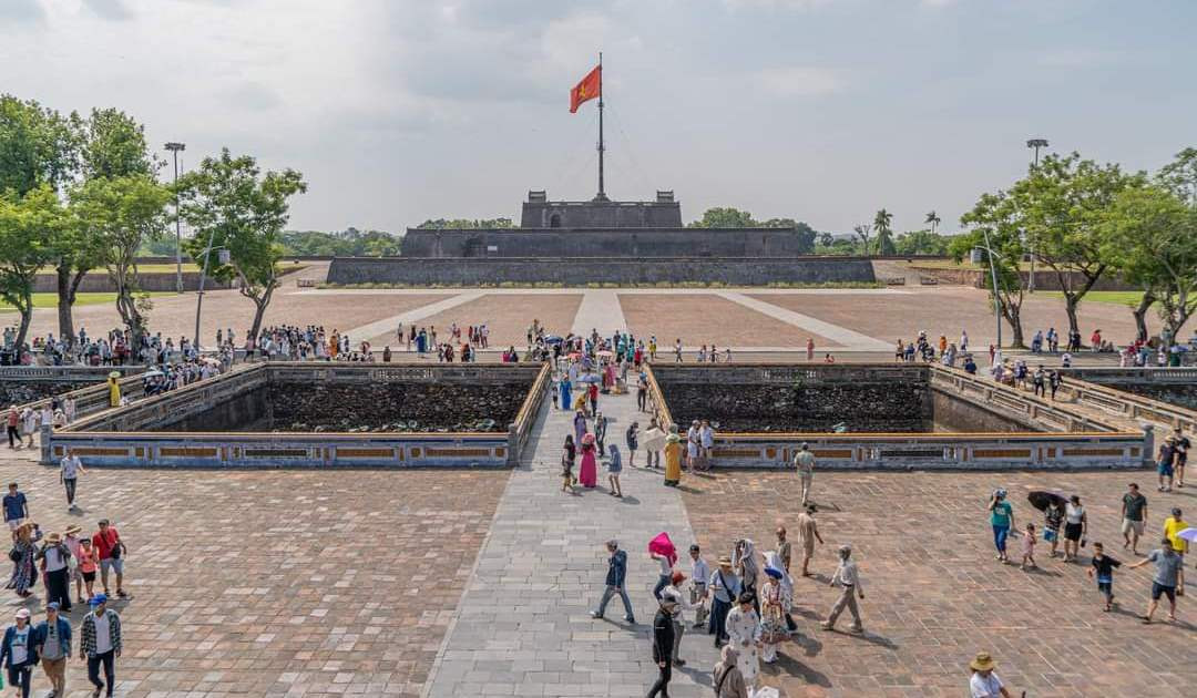 Ngày Quốc khánh 2/9 miễn phí vé với khách Việt Nam ở các điểm di tích do Trung tâm Bảo tồn Di tích Cố đô Huế quản lý, nên du khách đến các điểm này tăng đột biến.