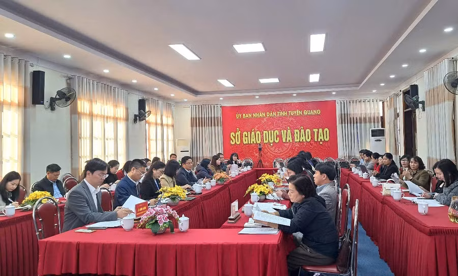 Quang cảnh buổi hội thảo.