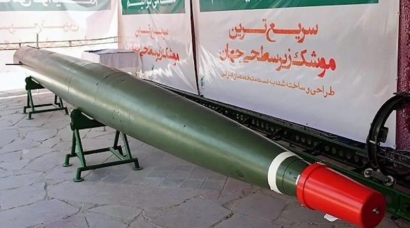 Ngư lôi Hoot của Iran. Ảnh: Ali Abbaspour/Fars News. ngu-loi-sieu-hop-khi-vu-khi-toc-do-thay-doi-cuoc-choi-hai-chien-toan-cau.jpg