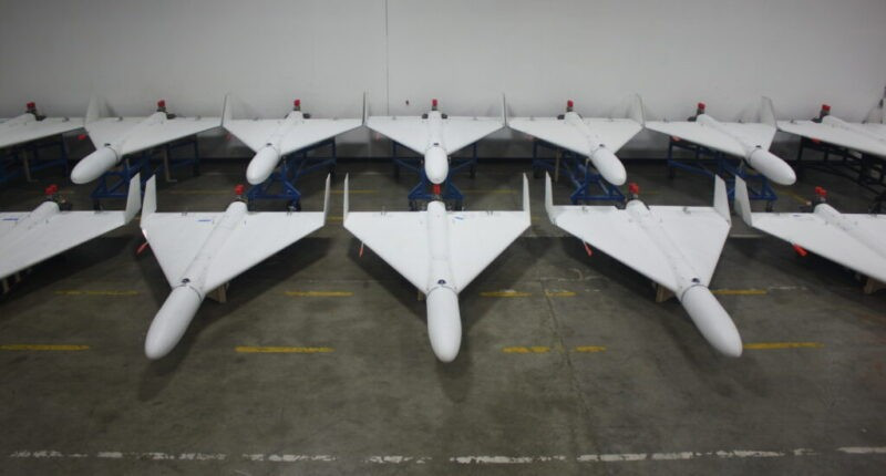 Một đội drone Arrowhead xếp hàng tại một cơ sở. Ảnh: Griffon Aerospace
