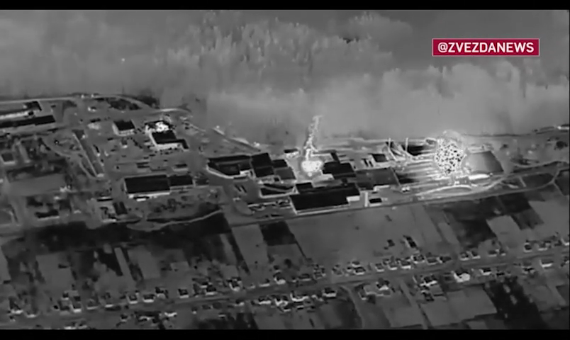 Video 8 chiếc Geran-2 đánh sập xưởng sản xuất UAV và nhà kho đối phương