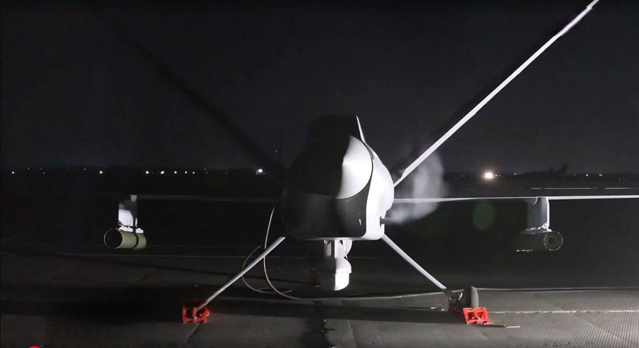 UAV Orion được trang bị 2 tên lửa dẫn đường Kh-BPLA,