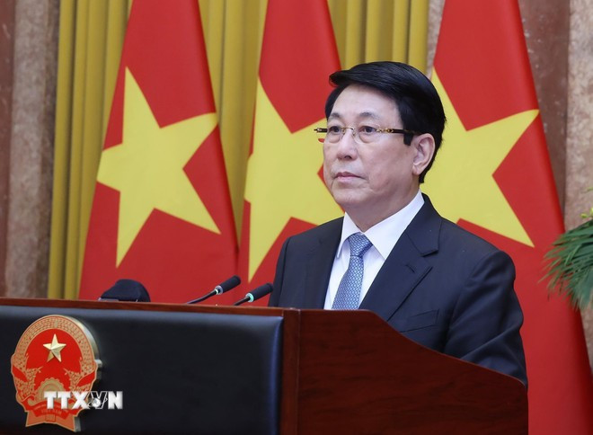 chu-tich-nuoc-luong-cuong-tiep-dai-su-cac-nuoc-trinh-thu-uy-nhiem-7.jpg