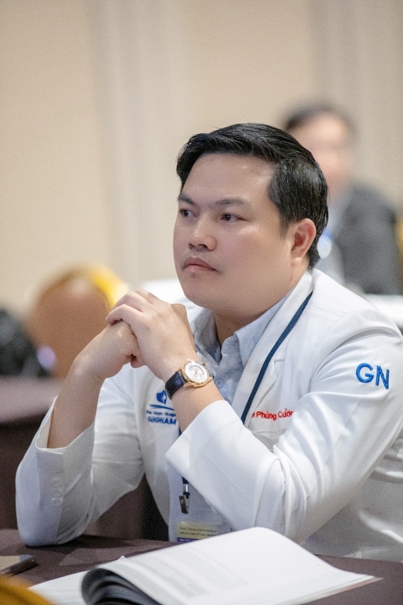 Bác sĩ Phùng Mạnh Cường, Giám đốc Bệnh viện thẩm mỹ Gangwhoo. image005.png