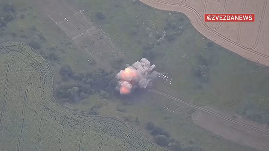 Geran-2 giáng đòn vào trại huấn luyện ở Sumy