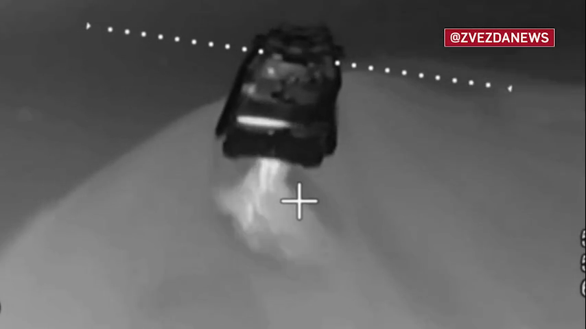 Cảnh drone đánh chìm 4 xuồng không người lái trên sông Dnipro trong đêm