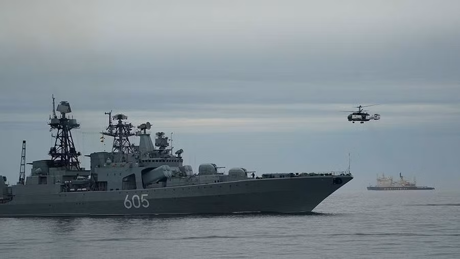 Lập trung đoàn không người lái hoạt động ở đa môi trường