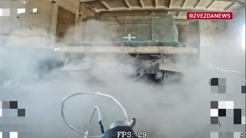 Video UAV phá hủy hoàn toàn xe tăng M-55S ở hướng Zaporozhye