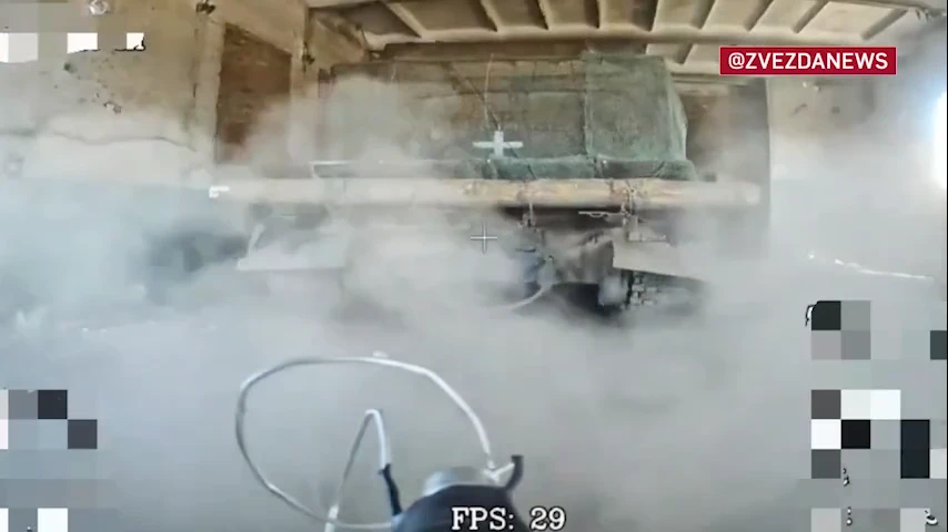 Video UAV phá hủy hoàn toàn xe tăng M-55S ở hướng Zaporozhye