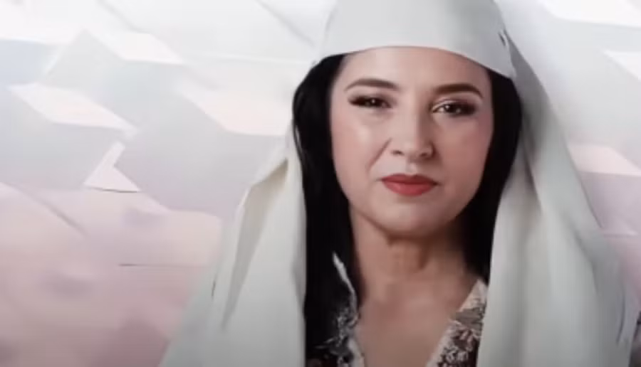 Bộ trưởng AI Diella do AI tạo ra.