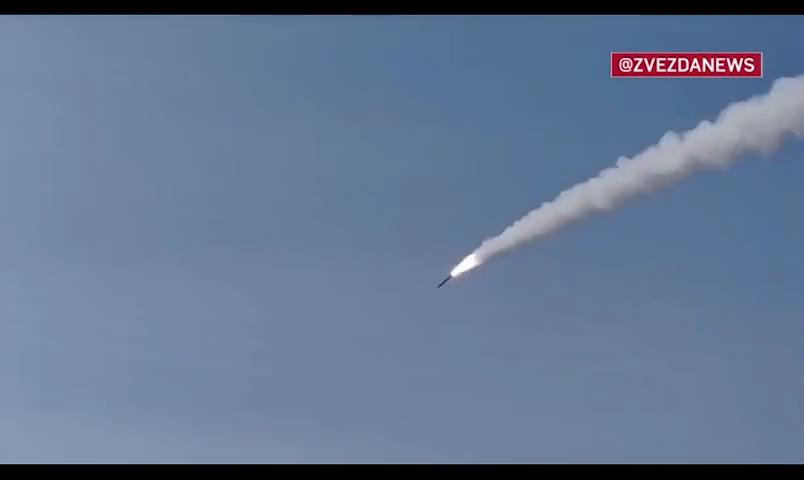 Video hệ thống phòng không Tor-M2 tung đòn hạ UAV Valkyrie ở Kharkiv