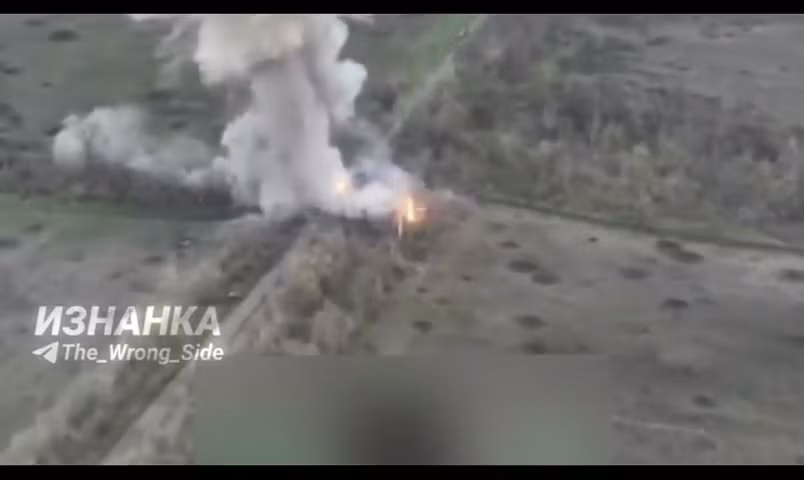 Tên lửa Iskander tập kích cuộc họp của các sĩ quan, 12 kho đạn bị đánh sập