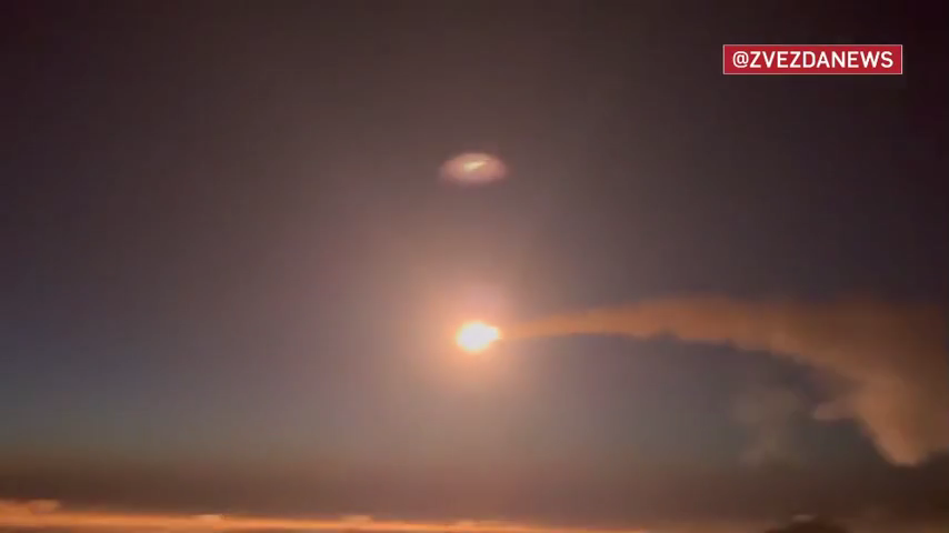 Khoảnh khắc Tor-M2 bắn hạ bầy drone tấn công ở hướng Krasnoarmeysky