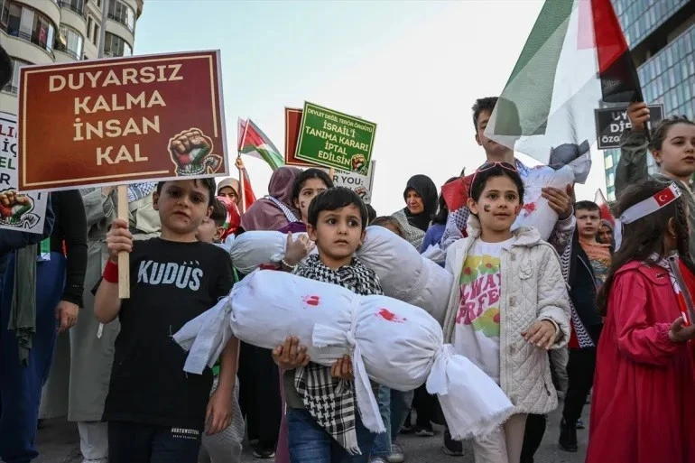 Trẻ em Thổ Nhĩ Kỳ biểu tình ủng hộ Gaza tại Ankara. Ảnh: Anadolu.