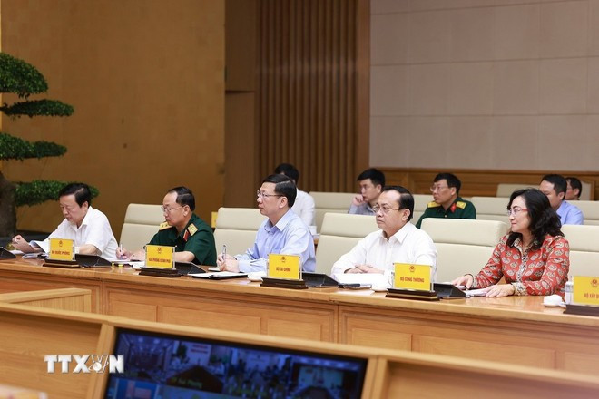 Đại diện các bộ, ngành tham dự Phiên họp lần thứ 14 của Ban Chỉ đạo Quốc gia về chống khai thác hải sản bất hợp pháp. (Ảnh: Dương Giang/TTXVN) thu-tuong-chong-khai-thac-iuu-vi-danh-du-dat-nuoc-con-nguoi-viet-nam-3.jpg