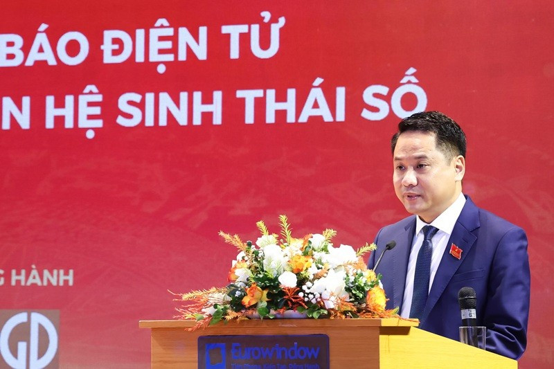 Tổng Biên tập Trương Thành Trung phát biểu tại Lễ ra mắt giao diện mới và hệ sinh thái số Báo Đại đoàn kết ngày 14/11.