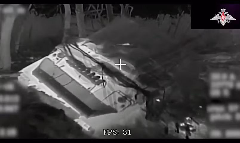 Hỏa lực tấn công 142 mục tiêu, phá 9 kho đạn và 8 trạm tác chiến