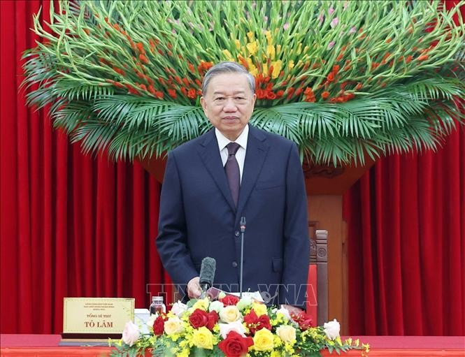 Tổng Bí thư Tô Lâm phát biểu. Ảnh: Thống Nhất/TTXVN tong-bi-thu-to-lam-gap-mat-nong-dan-xuat-sac-nha-khoa-hoc-cua-nha-nong-nam-2025-6.jpg